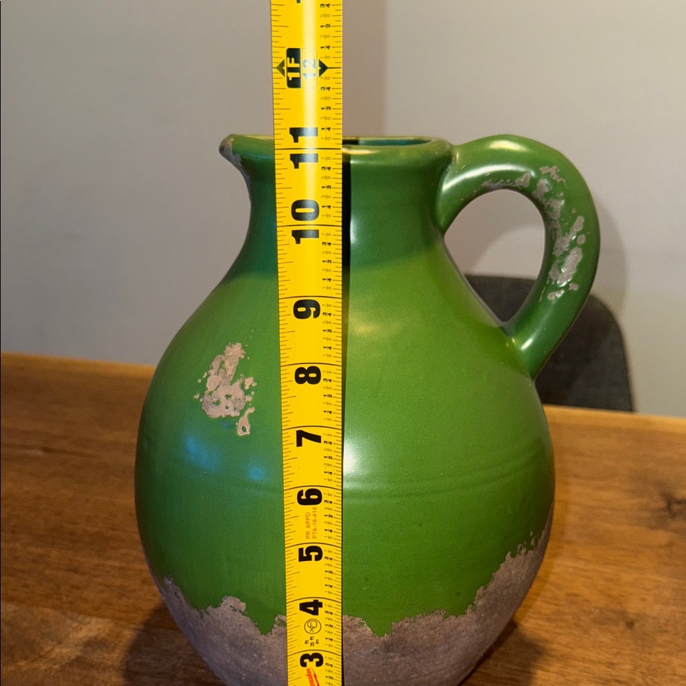 STONEWARE PITCHER - Picture 6 of 8
